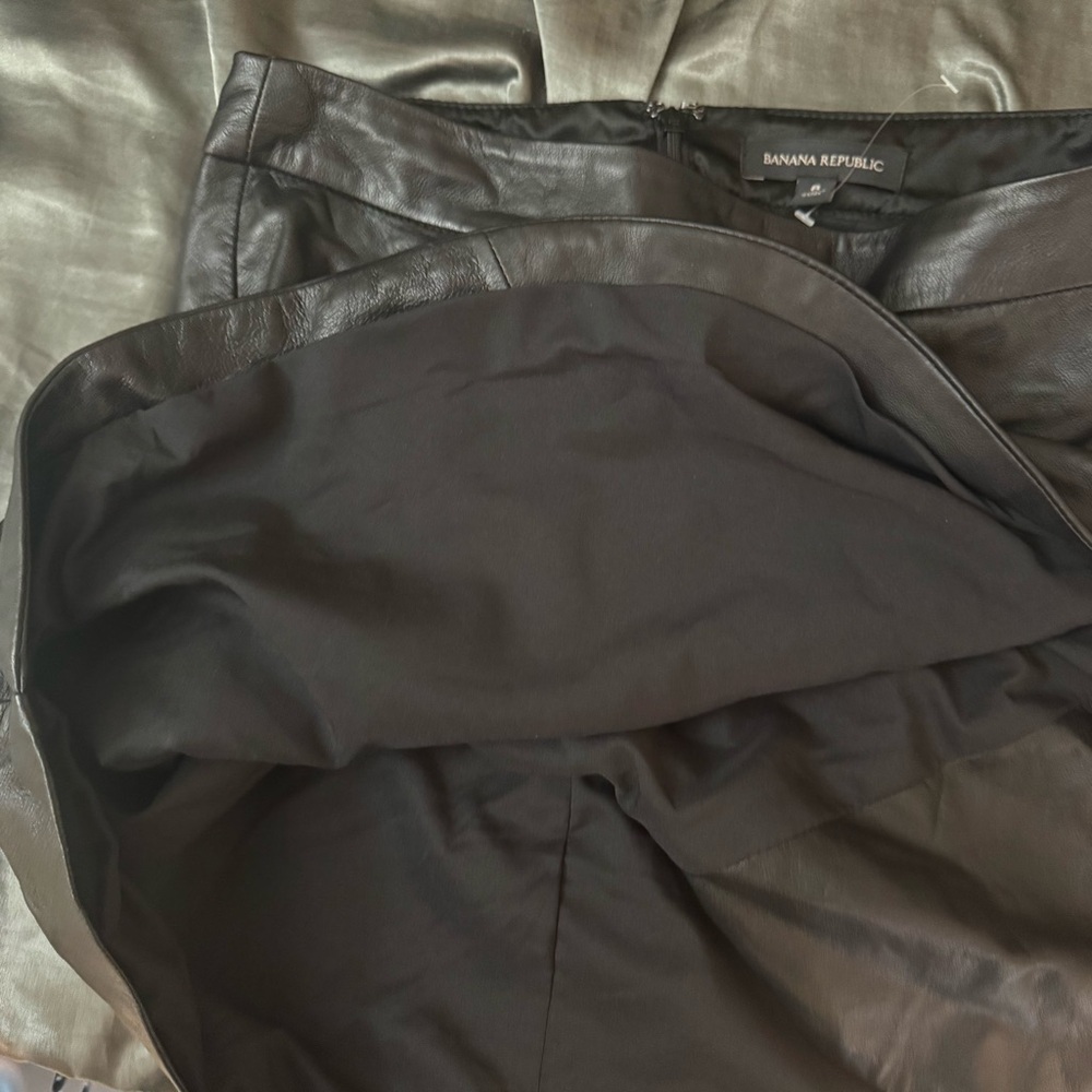 Banana Republic lamb leather Black Wrap Skirt NWOT size 8 - Picture 10 of 13